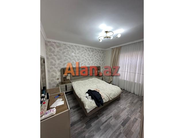 Buzovnada həyət evi satılır