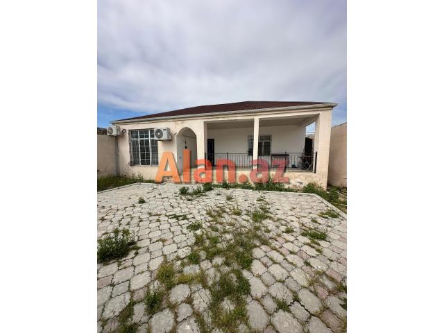 Buzovnada həyət evi satılır