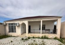 Buzovnada həyət evi satılır