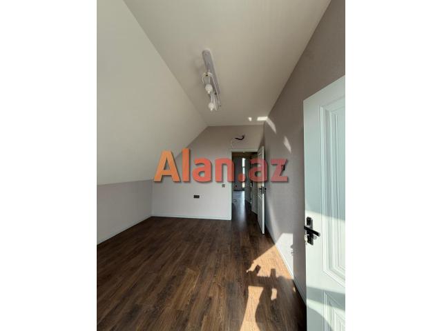 Buzovnada həyət evi satılır