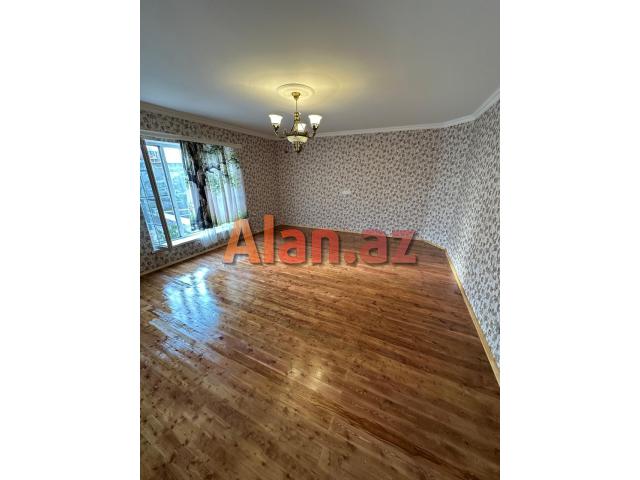 Buzovnada həyət evi satılır