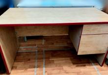 Kanada istehsalı ofis masası