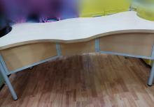 Kanada istehsalı kiçik konfrans masa