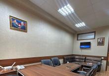 80 kv 3 otaq ofis icarəyə verilir.