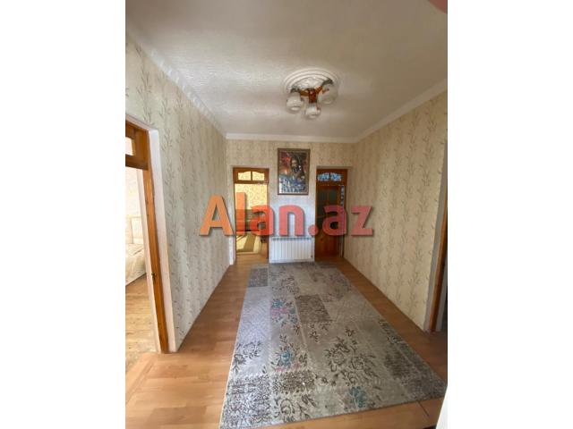 Buzovnada həyət evi satılır