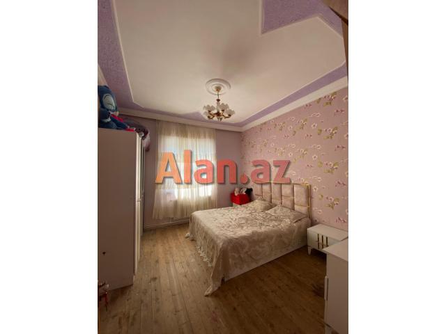 Buzovnada həyət evi satılır