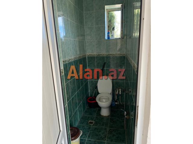 Buzovnada həyət evi satılır