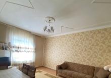 Buzovnada həyət evi satılır