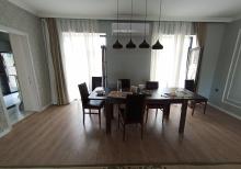 Albalılıqda həyət evi satılır