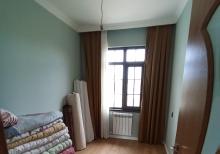 Albalılıqda həyət evi satılır