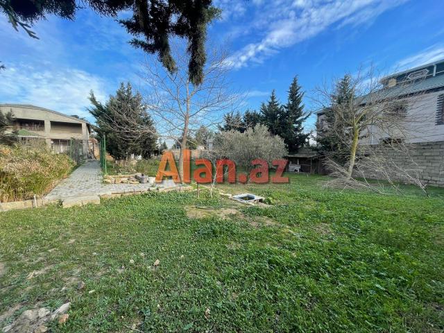 Buzovnada torpaq satılır