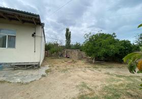 Maştağa Albalılıqda həyət evi satılır