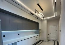 yeni yasamalda yeni təmirli mənzil satılır