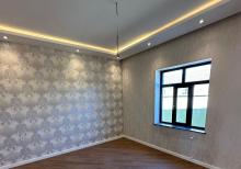 Buzovnada həyət evi satılır