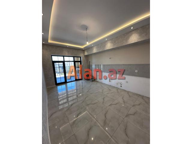 Buzovnada həyət evi satılır