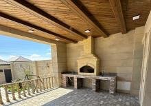 Buzovnada həyət evi satılır