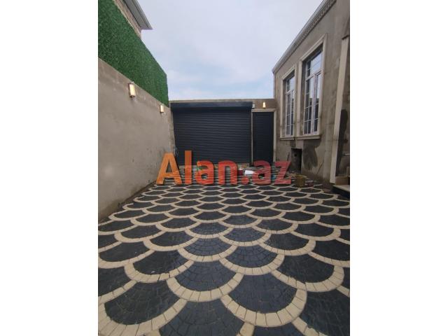 Zabratda həyət evi satılır