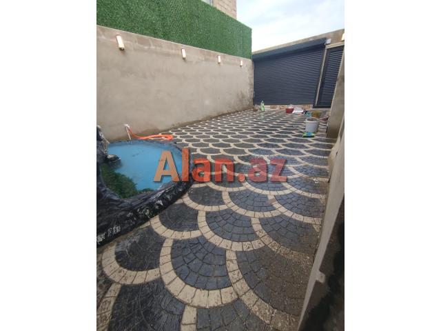 Zabratda həyət evi satılır