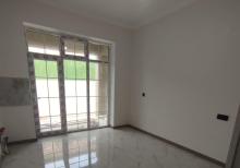 Zabratda həyət evi satılır