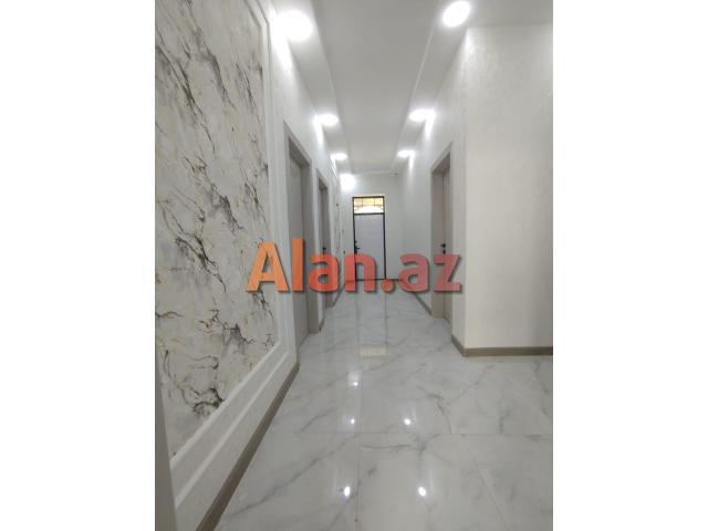 Zabratda həyət evi satılır