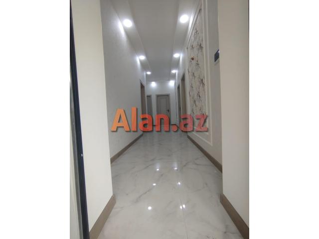 Zabratda həyət evi satılır