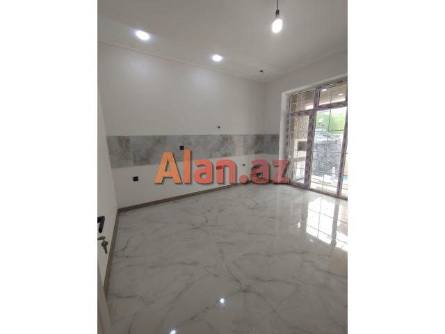 Zabratda həyət evi satılır