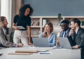 Məlumat Meneceri tələb olunur