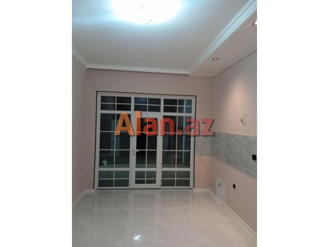 Zabratda həyət evi satılır