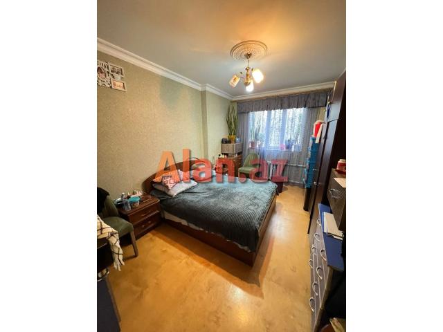 Həzi Aslanov da köhnə tikili qanuni 3 otaqlı mənzil