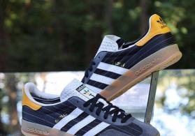 Adidas krasovka(kişi üçün)