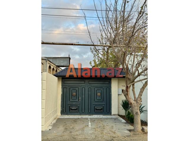 Zabratda həyət evi satılır