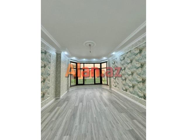 Zabratda həyət evi satılır