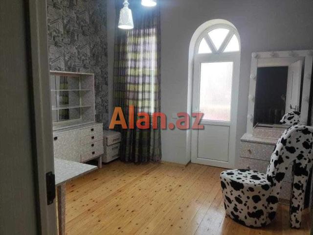 Masazirda 4 otaqli heyet evi satilir