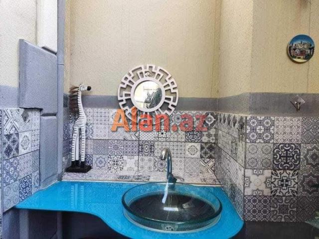 Masazirda 4 otaqli heyet evi satilir