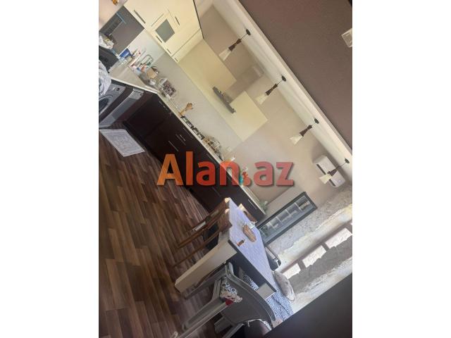 Buzovnada bağ evi satılır