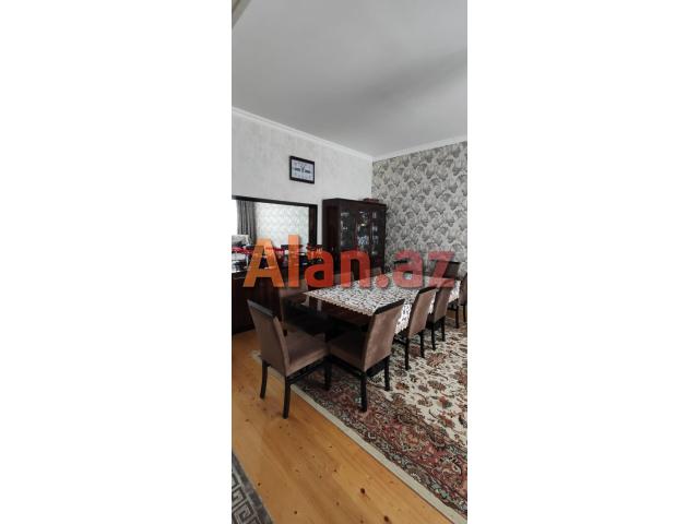 Albalıda həyət evi satılır