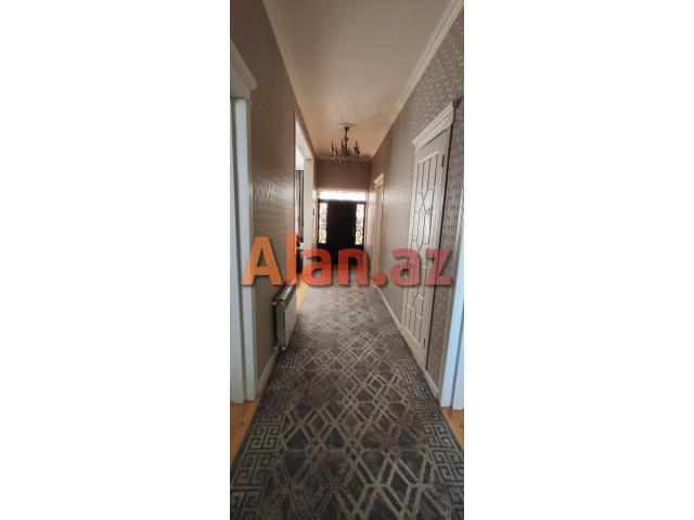 Albalıda həyət evi satılır