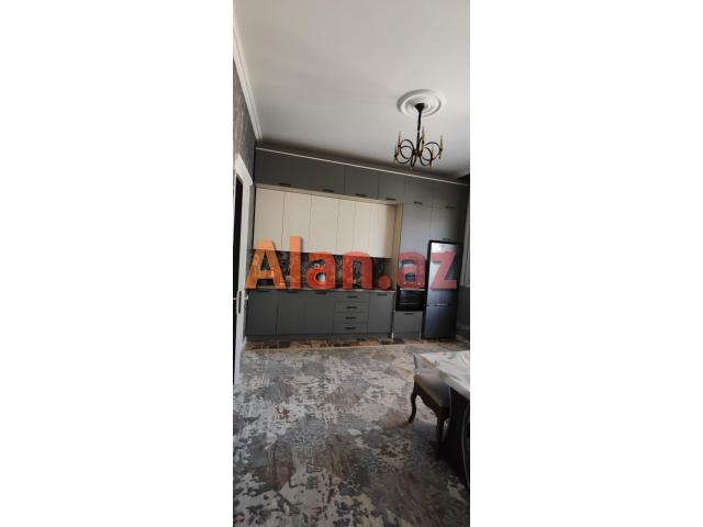 Albalıda həyət evi satılır