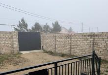 Buzovna Albalılıqda həyət evi satılır