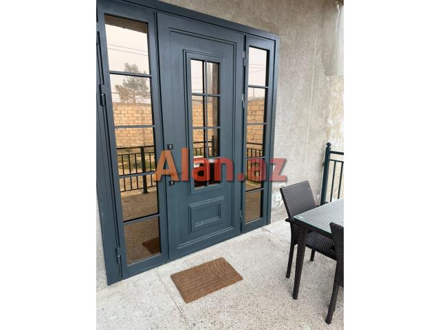 Buzovna Albalılıqda həyət evi satılır