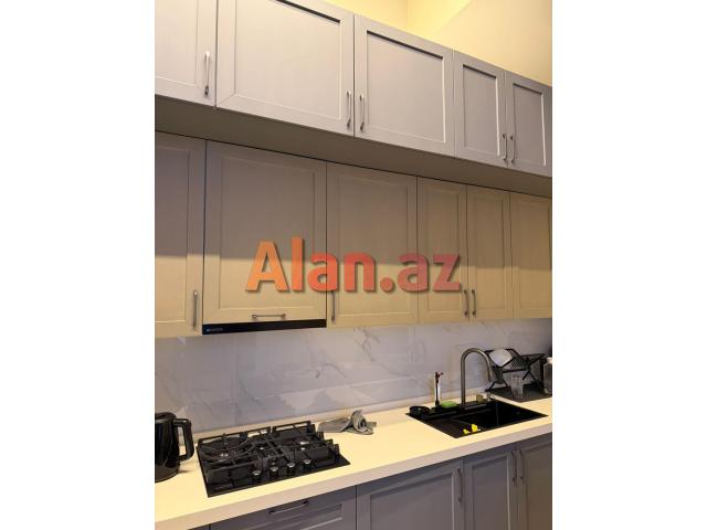 Buzovna Albalılıqda həyət evi satılır