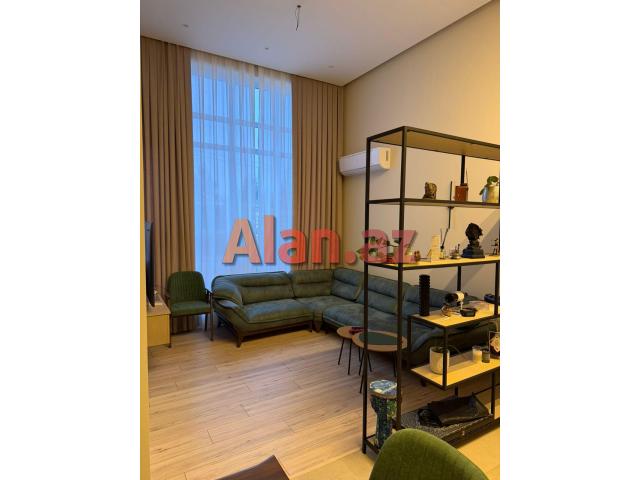 Buzovna Albalılıqda həyət evi satılır