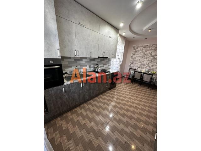 Şüvəlanda bağ evi satılır