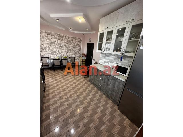 Şüvəlanda bağ evi satılır