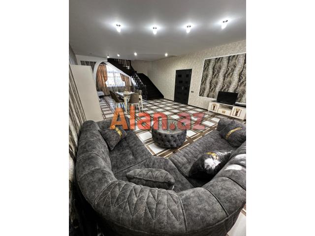 Şüvəlanda bağ evi satılır