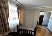 Şüvəlanda bağ evi satılır