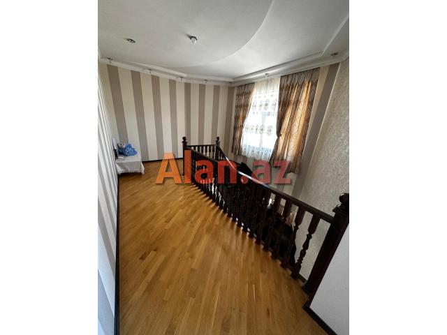 Şüvəlanda bağ evi satılır