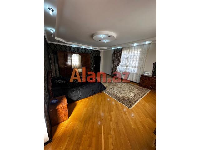 Şüvəlanda bağ evi satılır