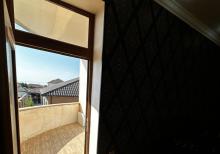 Şüvəlanda bağ evi satılır