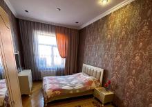 Şüvəlanda bağ evi satılır